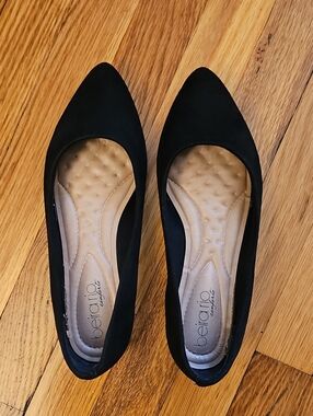 Black Pointed-Toe Comfort Flats